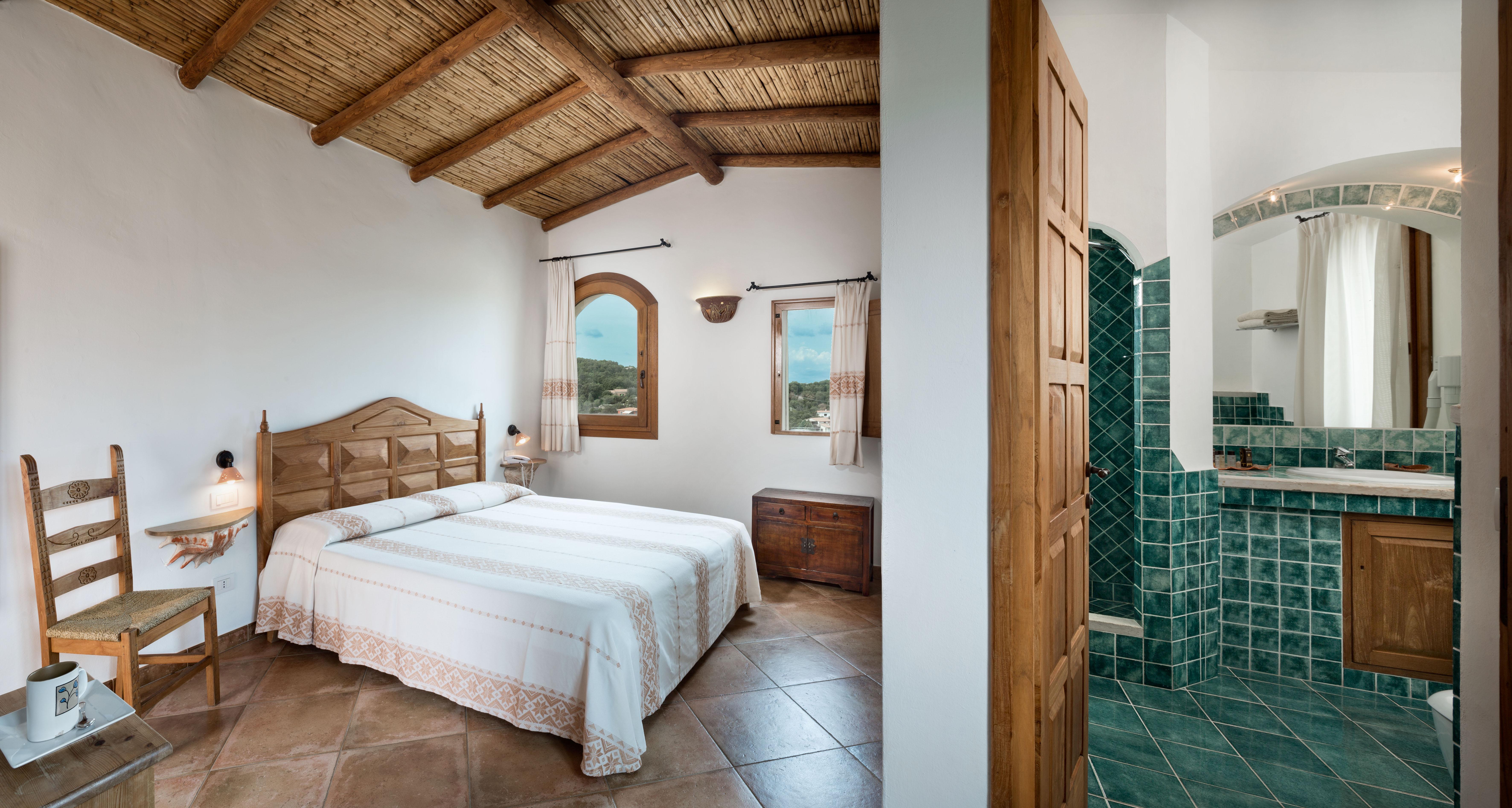 Hotel Arathena San Pantaleo Exterior foto