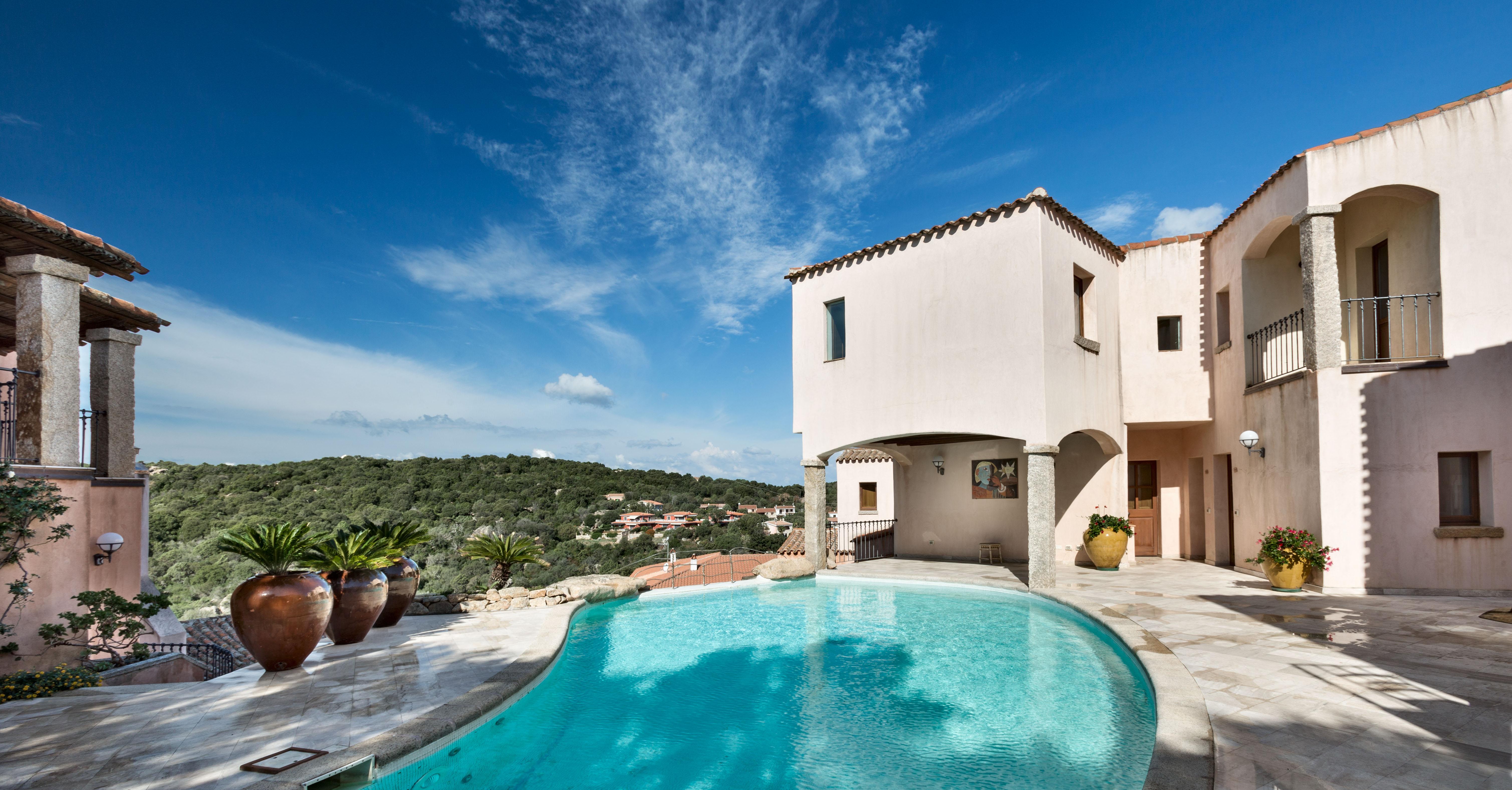 Hotel Arathena San Pantaleo Exterior foto